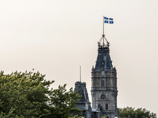 Quebec-national-assembly-parliament-Depositphotos_173123946_S-670x504.jpg